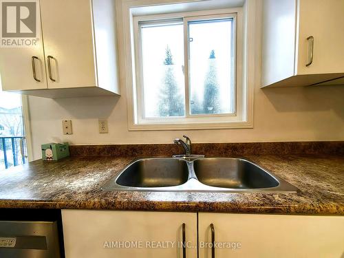 63 - 4950 Albina Way, Mississauga, ON - Indoor Photo Showing Kitchen With Double Sink