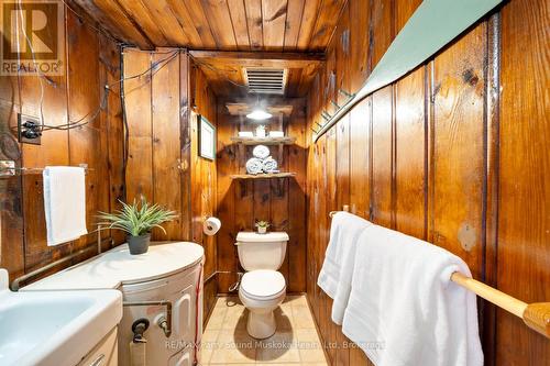 764 East Bear Lake Road, Mcmurrich/Monteith (Bear Lake), ON - Indoor Photo Showing Bathroom