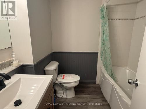 109 Conway Drive, London South (South X), ON - Indoor Photo Showing Bathroom