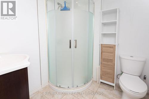 22 Shea Crescent, Kitchener, ON - Indoor Photo Showing Bathroom