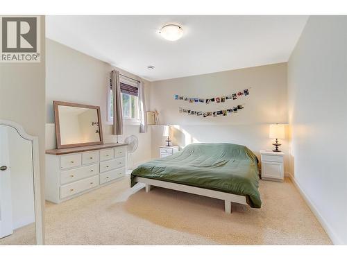 737 Kuipers Crescent, Kelowna, BC - Indoor Photo Showing Bedroom