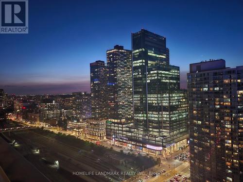 3115 - 1 Concord Cityplace Way, Toronto, ON - Outdoor With View