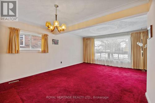 178 Ellendale Drive, Toronto, ON - Indoor Photo Showing Other Room