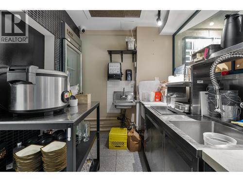 1680 Robson Street, Vancouver, BC 