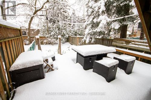 104A Benson Avenue, Richmond Hill, ON - Outdoor