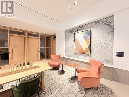 3401 - 395 Square One Drive, Mississauga, ON - Indoor Photo Showing Other Room