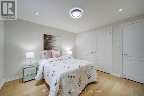 2183 Margot Street, Oakville, ON - Indoor Photo Showing Bedroom