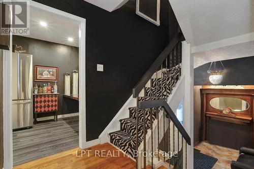56 Sandhurst Court, Ottawa, ON - Indoor Photo Showing Other Room