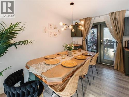 1359 Grosvenor Place, Castlegar, BC - Indoor Photo Showing Dining Room