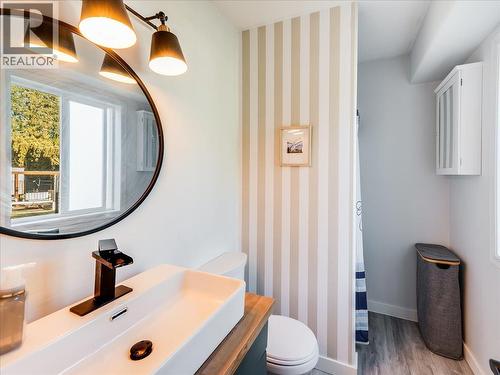 1359 Grosvenor Place, Castlegar, BC - Indoor Photo Showing Other Room