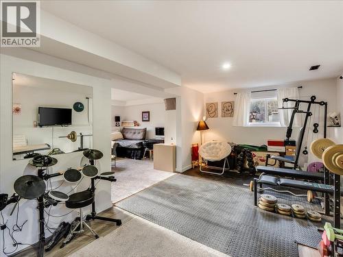 1359 Grosvenor Place, Castlegar, BC - Indoor Photo Showing Gym Room