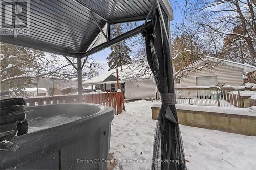 27 Sunnyside Street, Dysart Et Al (Dysart), ON - Outdoor