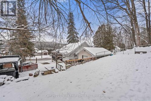 27 Sunnyside Street, Dysart Et Al (Dysart), ON - Outdoor