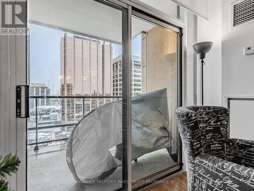 705 - 10 Delisle Avenue, Toronto, ON - Indoor Photo Showing Other Room