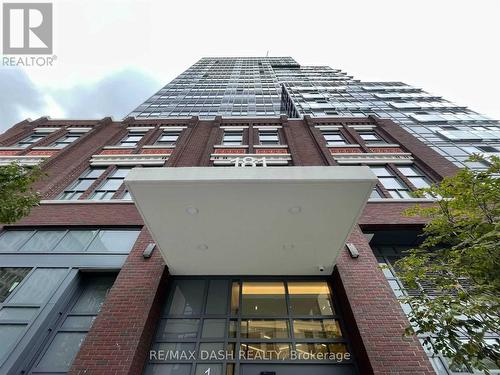 Lph01 - 181 Huron Street, Toronto, ON - Outdoor