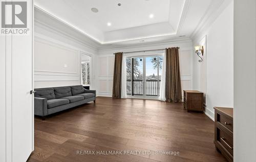 32 Devondale Avenue, Toronto, ON - Indoor Photo Showing Living Room