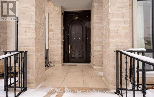 32 Devondale Avenue, Toronto, ON - Indoor Photo Showing Other Room