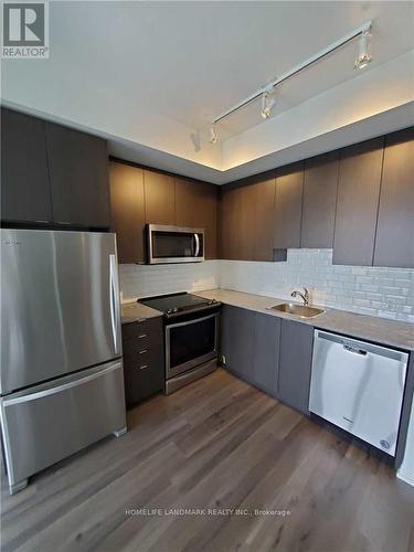 958 - 60 Ann O'Reilly Road, Toronto, ON - Indoor Photo Showing Kitchen