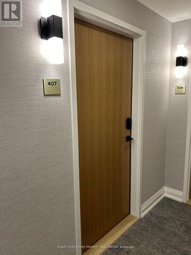 407 - 2369 Danforth Avenue, Toronto, ON - Indoor Photo Showing Other Room