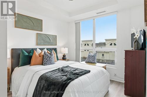 301 - 1235 Bayly Street, Pickering (Bay Ridges), ON - Indoor Photo Showing Bedroom