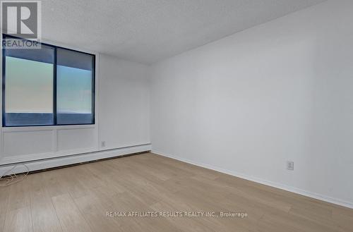 410 - 415 Greenview Avenue, Ottawa, ON - Indoor Photo Showing Other Room