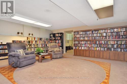 410 - 415 Greenview Avenue, Ottawa, ON - Indoor