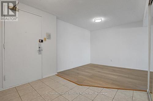 410 - 415 Greenview Avenue, Ottawa, ON - Indoor Photo Showing Other Room