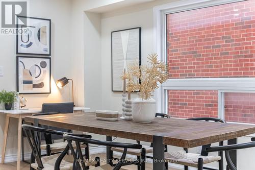 917 Joe Persechini Drive, Newmarket, ON - Indoor Photo Showing Dining Room