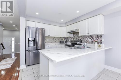32 Lockheed Crescent, Brampton, ON - Indoor Photo Showing Kitchen With Double Sink