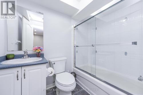 32 Lockheed Crescent, Brampton, ON - Indoor Photo Showing Bathroom