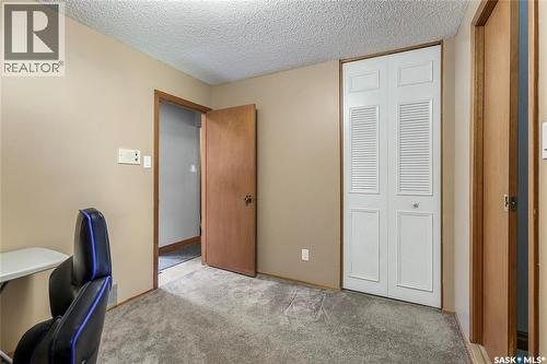 10 Selkirk Crescent, Regina, SK - Indoor