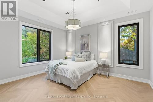 1380 Birchwood Heights Drive, Mississauga, ON - Indoor Photo Showing Bedroom