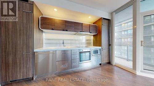 2012 - 45 Charles Street E, Toronto, ON - Indoor Photo Showing Kitchen