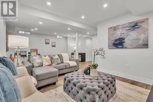 353 Moody Drive, Vaughan, ON - Indoor Photo Showing Living Room