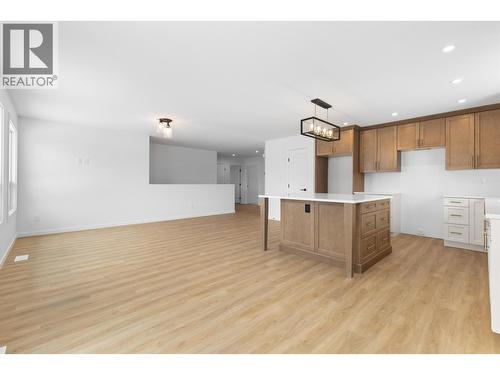 5305 Breanna Avenue, Prince George, BC - Indoor Photo Showing Kitchen