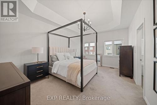 82 Gower Drive, Aurora, ON - Indoor Photo Showing Bedroom
