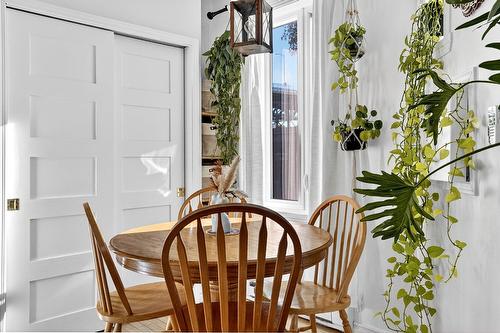Coin-repas - 1199 Rue Dorion, Montréal (Ville-Marie), QC - Indoor Photo Showing Dining Room