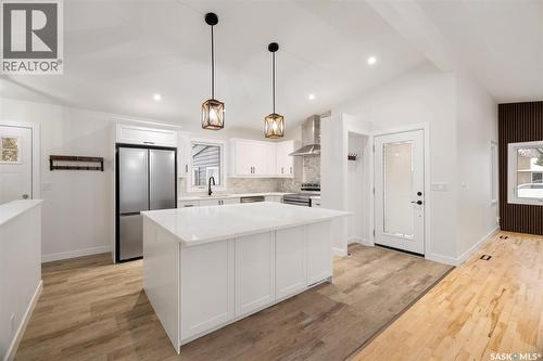 78 Sunset Drive, Regina, SK - Indoor Photo Showing Kitchen With Upgraded Kitchen