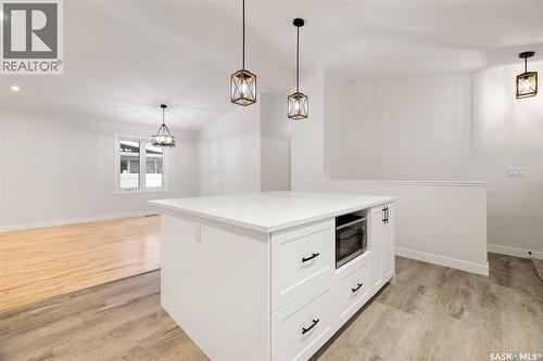 78 Sunset Drive, Regina, SK - Indoor Photo Showing Kitchen