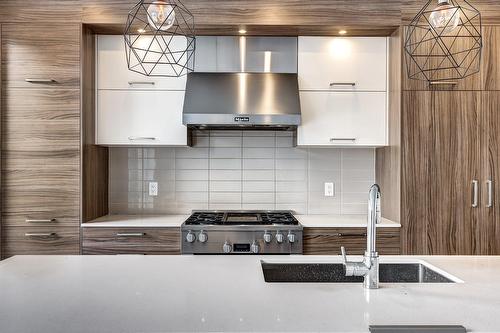 Cuisine - 186 Av. Mason, Pointe-Claire, QC 