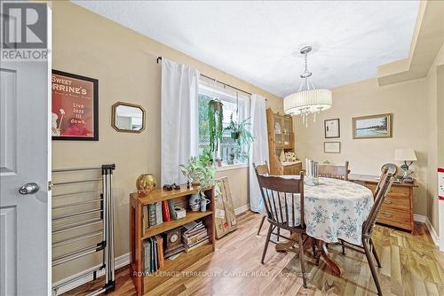 102 Henry Street, Barrie, ON - Indoor Photo Showing Dining Room