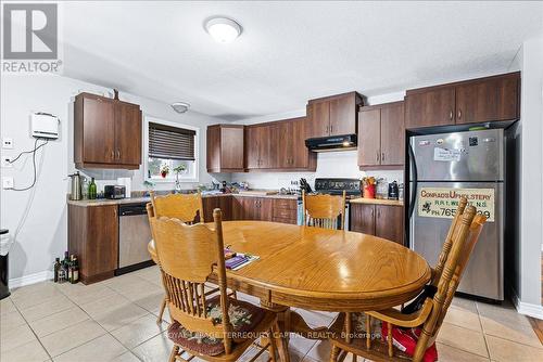 102 Henry Street, Barrie, ON - Indoor