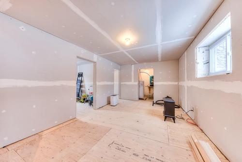 Sous-sol - 101 Mtée Manitonga, Lac-Supérieur, QC - Indoor Photo Showing Other Room