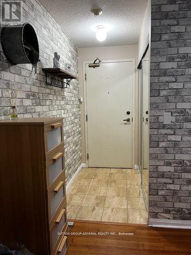 512 - 5940 Yonge Street, Toronto, ON - Indoor Photo Showing Other Room