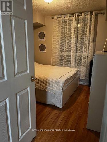 512 - 5940 Yonge Street, Toronto, ON - Indoor Photo Showing Bedroom