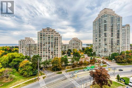 802 - 2240 Lake Shore Boulevard W, Toronto, ON - Outdoor With Facade