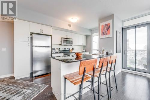 802 - 2240 Lake Shore Boulevard W, Toronto, ON - Indoor Photo Showing Kitchen With Stainless Steel Kitchen