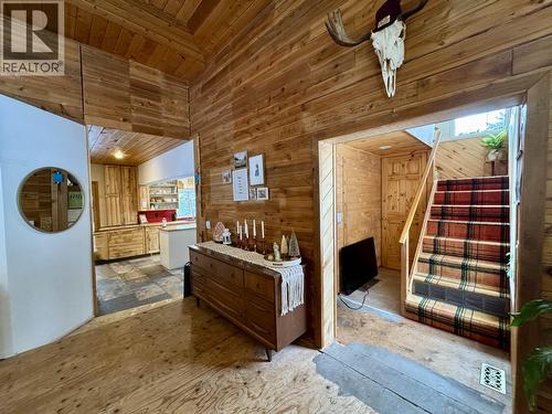 2650 Rose Drive, 150 Mile House, BC - Indoor Photo Showing Other Room