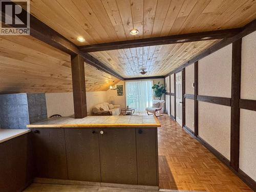 2650 Rose Drive, 150 Mile House, BC - Indoor