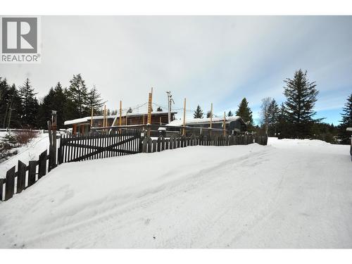 2650 Rose Drive, 150 Mile House, BC - Outdoor